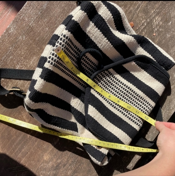 Wooven backpack purse - Picture 2 of 7